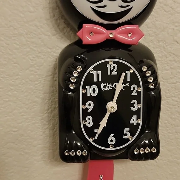 Jeweled Kit-Cat Klock clock SUPER RARE with pink bowtie & tail
